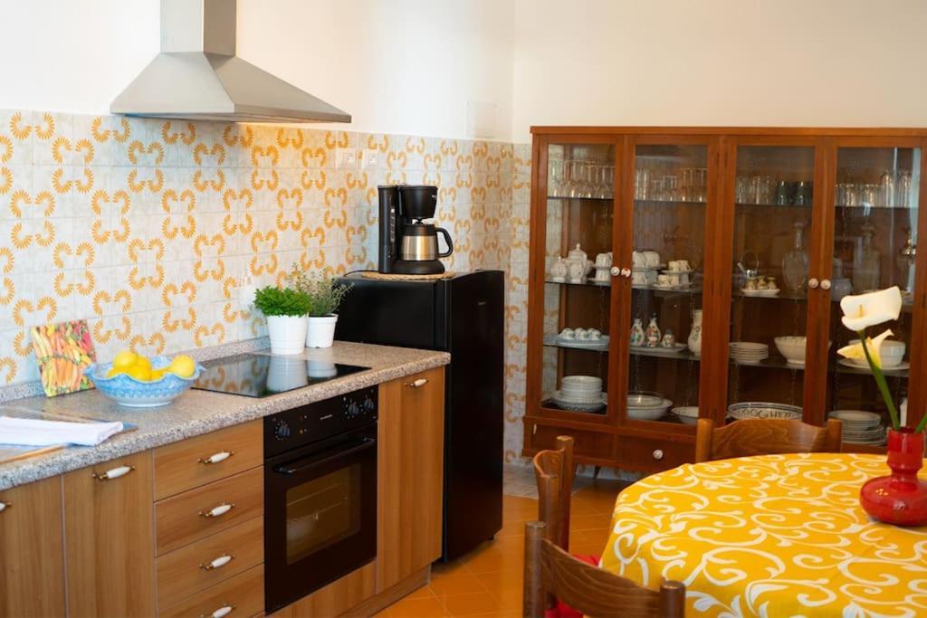 Mimi Junior Home, Central Sea View Apartment Праяно Екстериор снимка